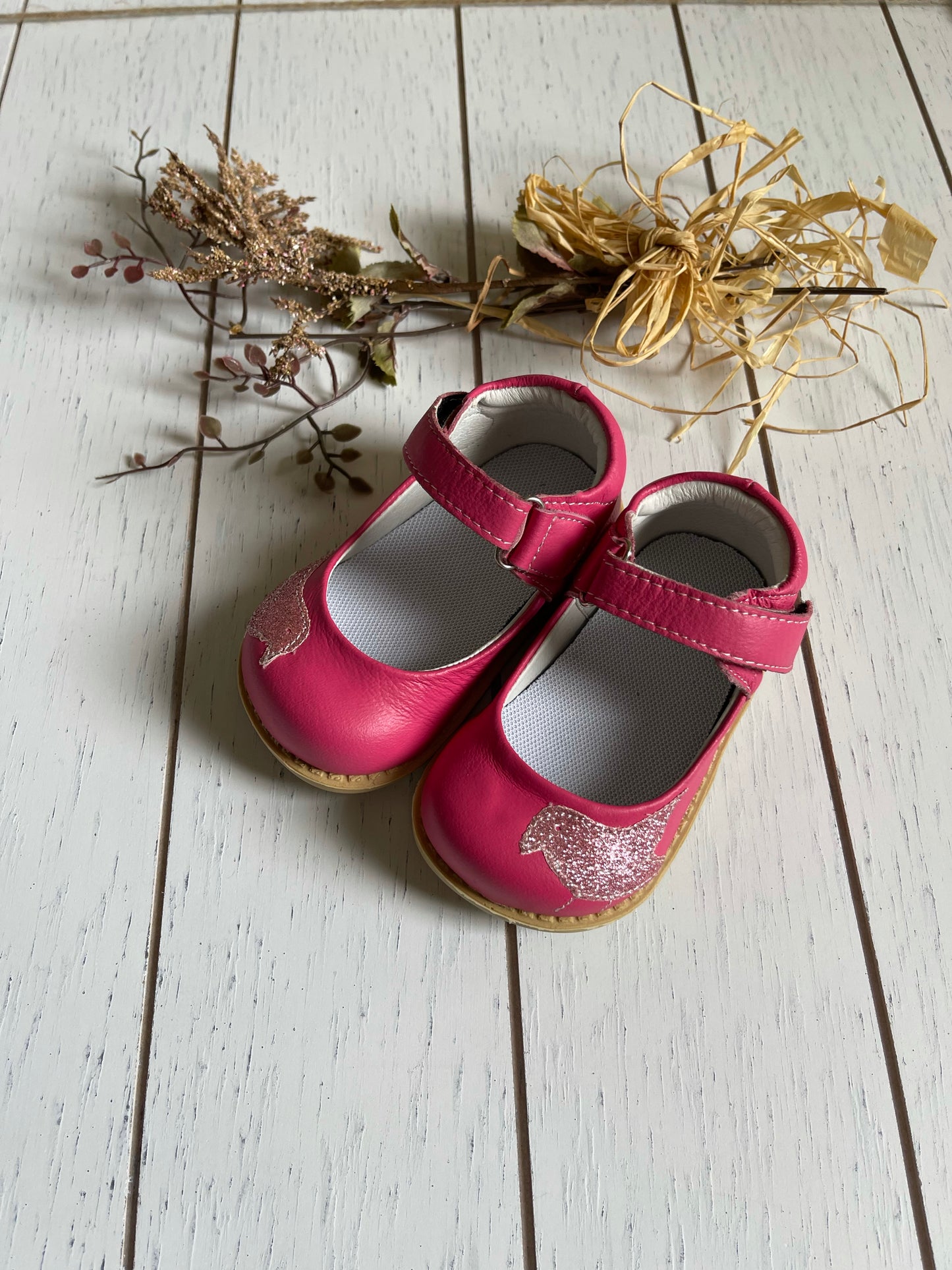 Leather bird strap girl shoes