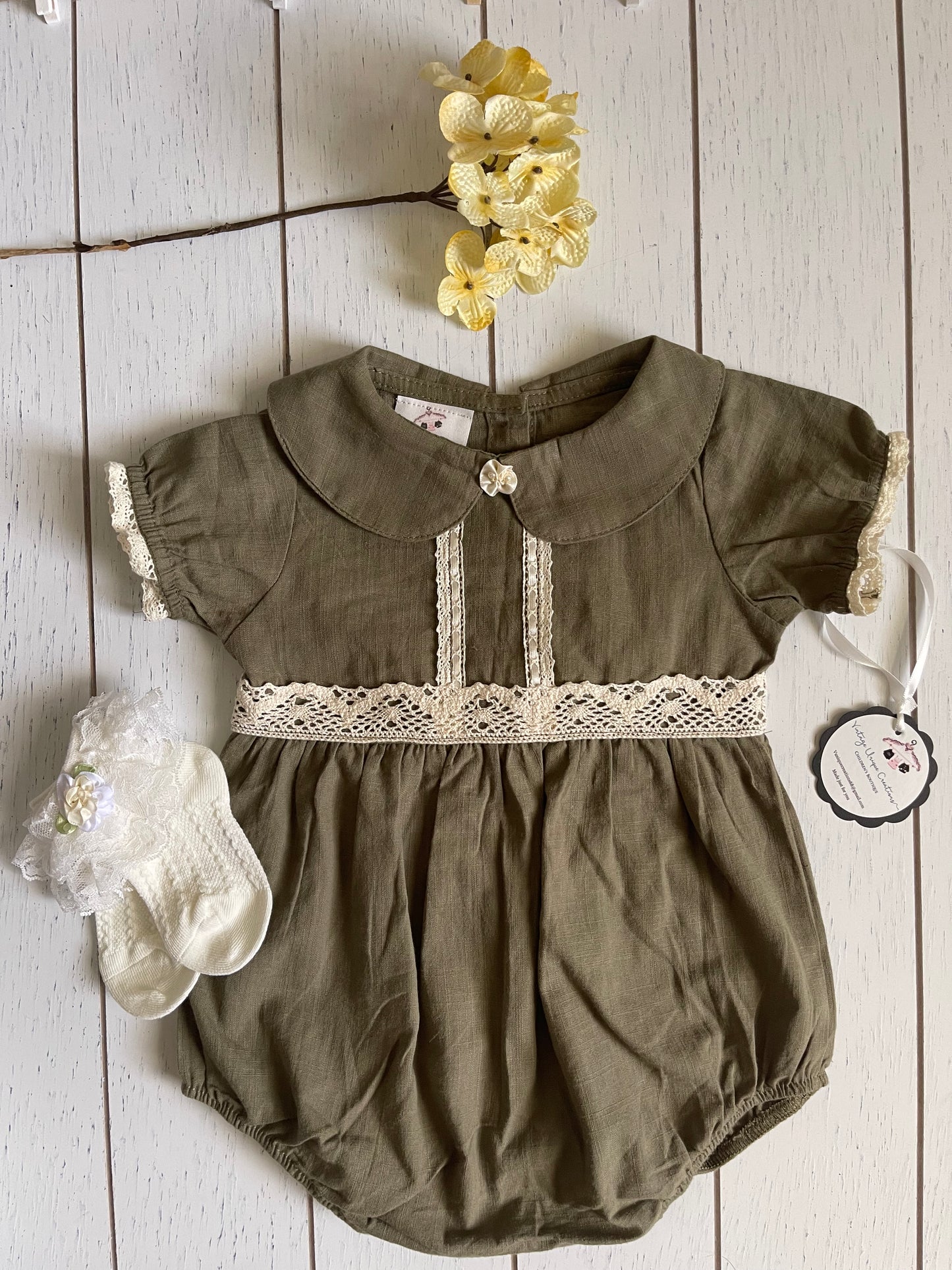 Vintage Linen & Lace Peter Pan Collar Girl Romper