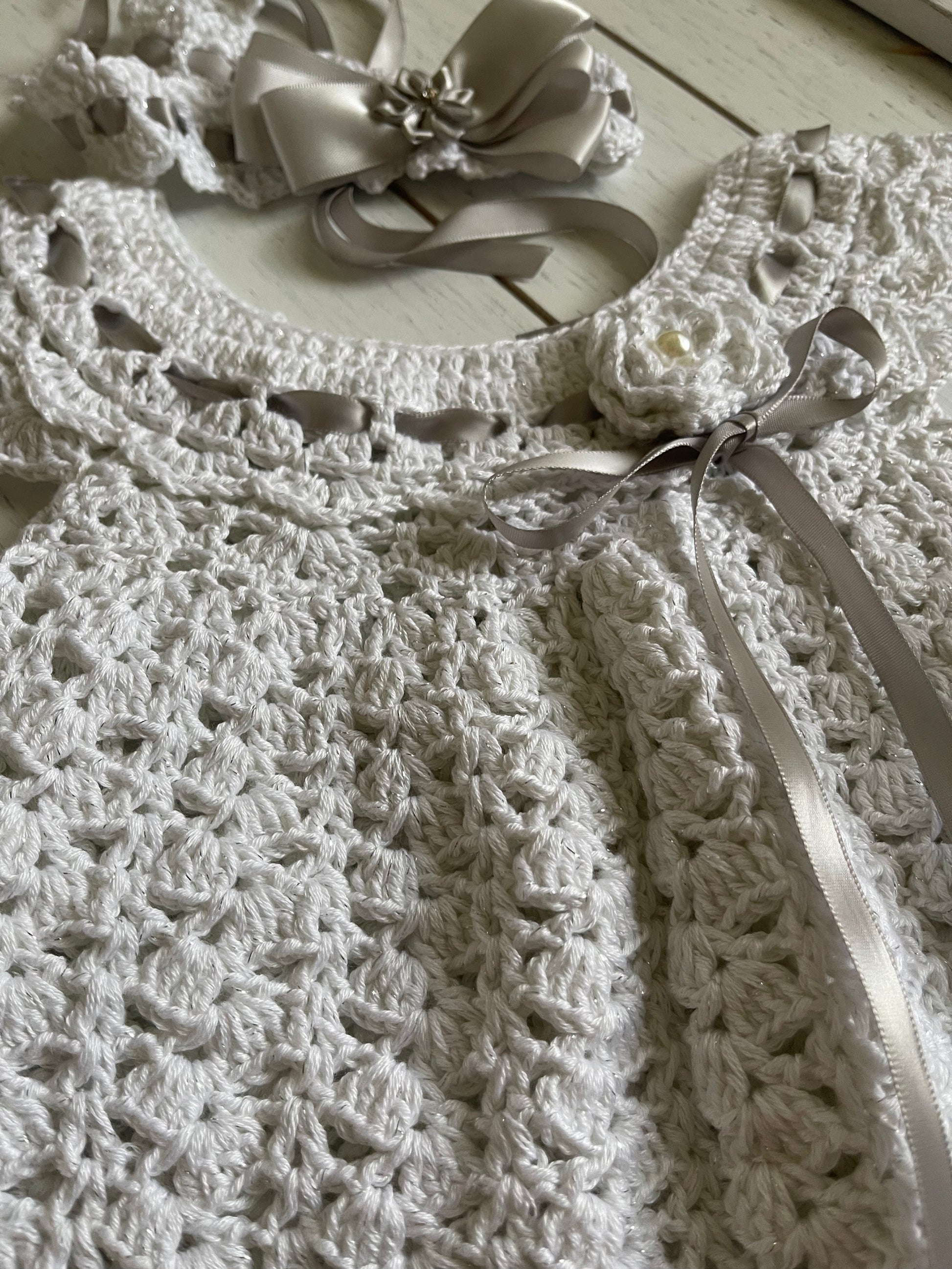 White & Silver Crochet Girl Dress With Ribbons – Vintage Unique