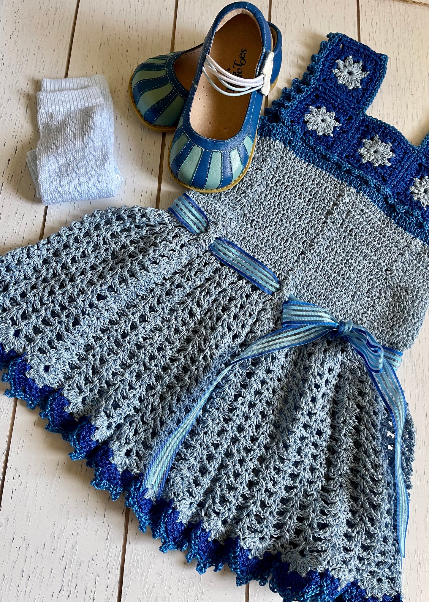 Sleeveless Two tone Blue Crochet Girl Dress